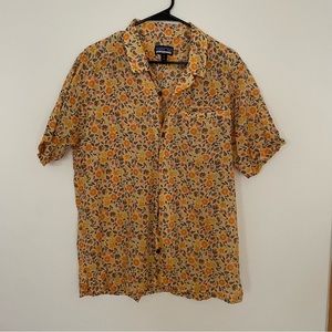 Patagonia men’s Floral Button Down